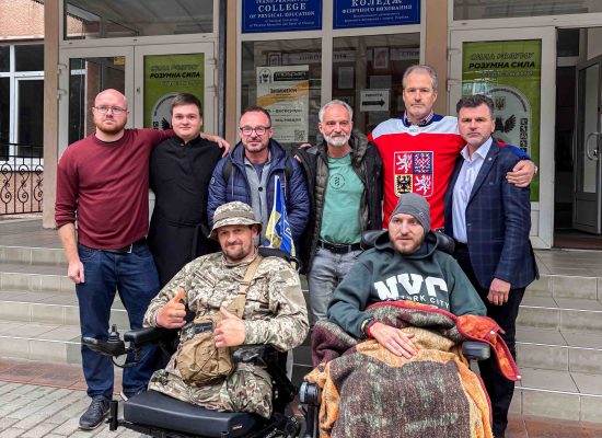 Учасники ЦДСС долучилися до показу фільму для військовослужбовців