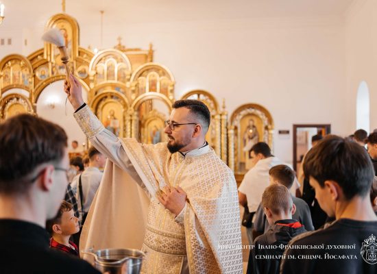 У стінах ІФДС відбувся I тур Архієпархіального з'їзду вівтарної дружини