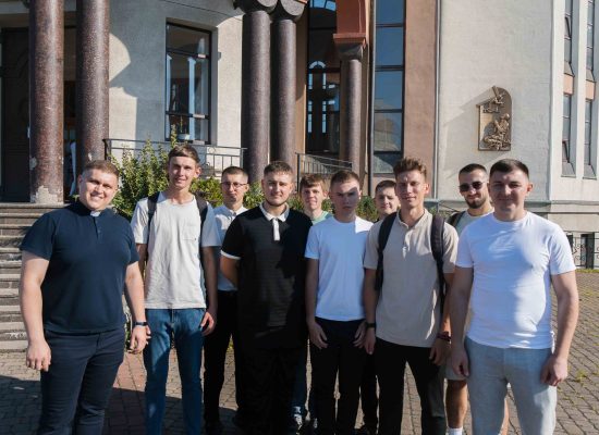 Спільнота ІФДС долучилася до пішої прощі у Крилос