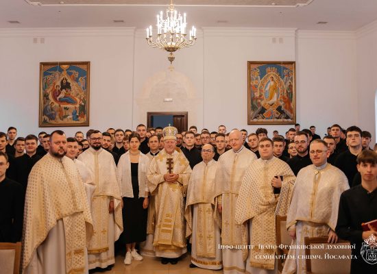 В ІФДС завершила роботу Синодальна візитаційна комісія у справах семінарій УГКЦ