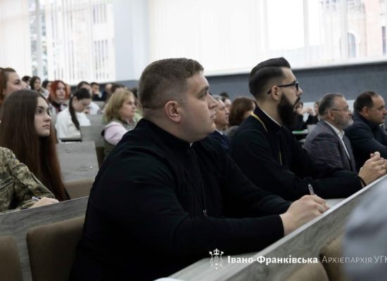 Ректорат семінарії долучився до написання Всеукраїнського Радіодиктанту національної єдності